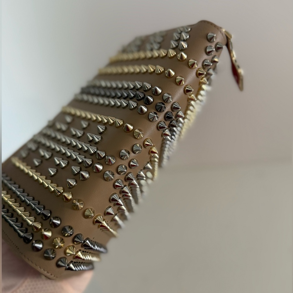 Christian Louboutin Panettone Multi Spike Nude Leather Wallet RARE ~ NWOT - Picture 11 of 13